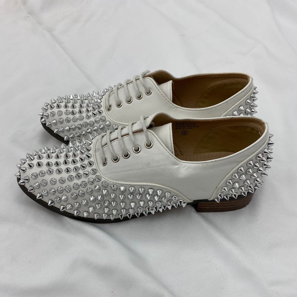 White Silver Studded Oxford Shoes, Size 8